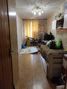 2-кімнатна квартира на сер. поверсі цегляного будинку на вул Гастелло