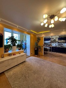 Продам просторную 3-х комн. квартиру на Высоцкого/Кирпичный дом+ГАЗ