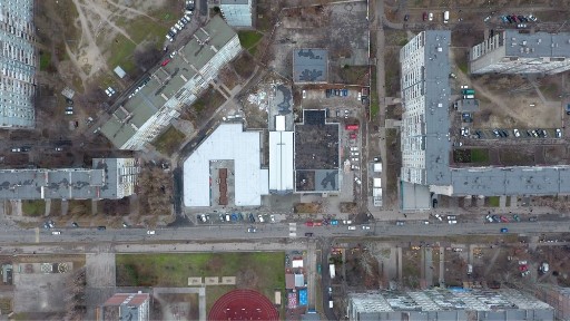 Оренда відкритої огородженої площадки 800 м² біля ТЦ «Ладозький»