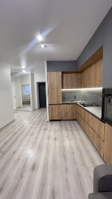 Квартира на Щасливому з ремонтом