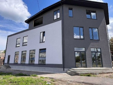 Комерційне приміщення в хорошій локації