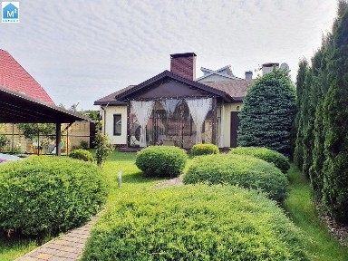 Продам будинок у пос. Новоалександровка.