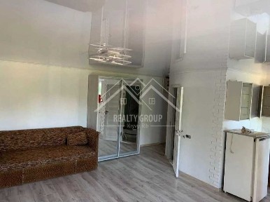 Оренда затишної однокімнатної квартири-студії на Соцмісті за Фокстротм