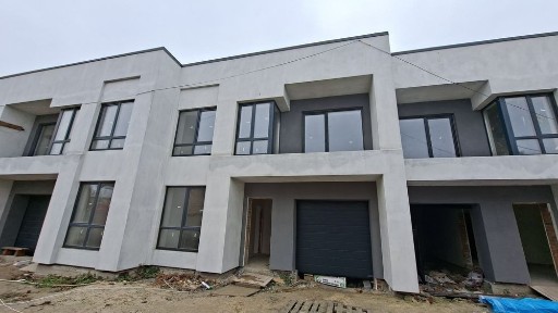 Продаж Таунхаус 145м². Ділянка 2сот. Готовий до ремонту. Комунікації