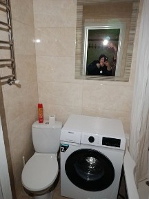 Продається 1-кімнатна квартира в районі 6-й школи на 2-й поверх