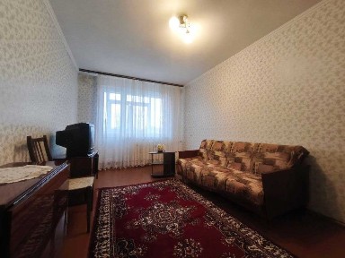 2 кімнатна квартира 46 м2 з косметичним ремонтом. Район Ремзавод (SP)