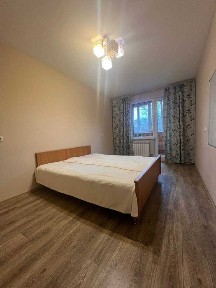 Продам 3 к кв Студенческая Салтовская возле метро ремонт Сертификат