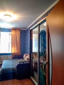 Продам 2-комн. квартиру, 4 Южный мкрн