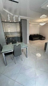 Оренда 2кім+кухня студіо новобуд Залізнична 2 балкони гарний ремонт