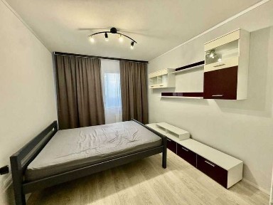 Оренда 2-кім. квартири. вул. Ів. Франка-Тютюників-бл. Центр