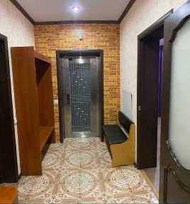 Пропонуємо до оренди 1/2 частина будинку район Чехова