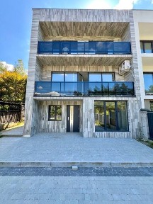 Продаж котедж 3 пов 117м² + ділянка | Будинок в с Поршна поруч Наварія