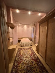 Продаж 3-кімнатної квартири в центрі