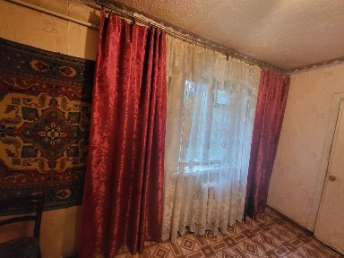 Продам двухкомнатную квартиру. Y.A.