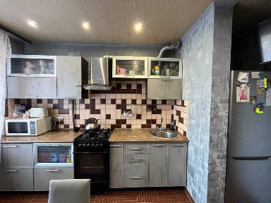 Обмін/ Продаж 3-кім квартири КАРАЧУНИ