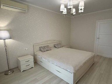 Ексклюзивна оренда 3-х кімнатної квартири в ЖК «Чайка», 87 м²