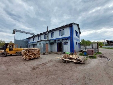 Двоповерхове нежитлове приміщення 2009 року, заг. пл. 237,2 кв. м.