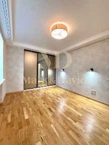 Квартира с ремонтом Русановка, Левобережка