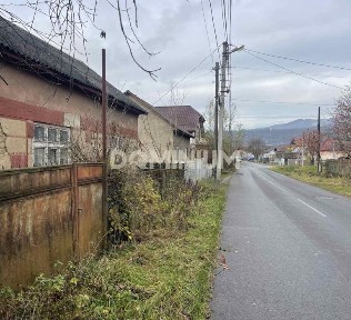 Продається будинок в місті Хуст