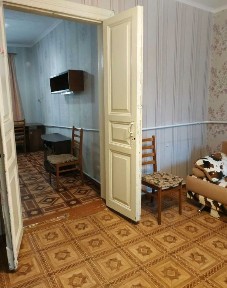 Продаю двокімнатну квартиру Ц. Ринок.