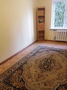 Продам 3-х комнатную квартиру в центре (Колодезная).