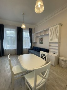 Одеса, Приморський, Качинского 3