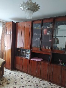 Сдаю 2 кк 3/5 Лески /52 школа/ Крылова смежка чистая мебель и техника