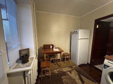 Здається 1х кімнатна квартира по вул. Кооперативна 55