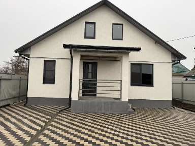 Продам новый дом в центре Нерубайского