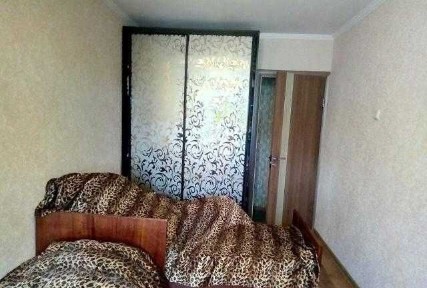 Двухкомнатная ХТЗ, дом кирпичный