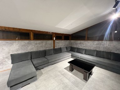 Продаж 4 кімнатноі квартири