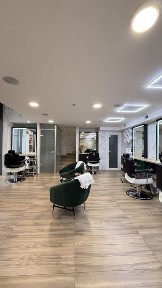 Сдам салон красоты с оборудованием