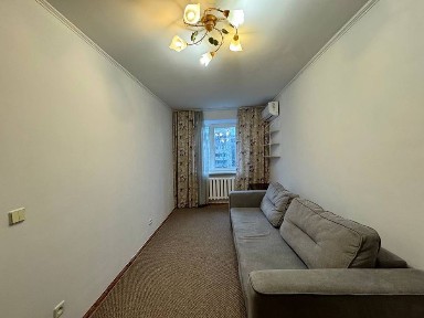 Продаж 2кім квартири з ремонтом, вул. В. Великого 37 ~Горіховий гай