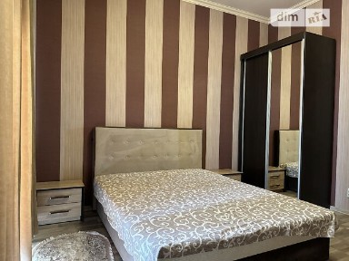 Здам подобово 2к квартиру на вул. Хіри Олександра 21 • ID 33725711