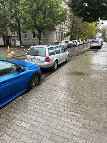 Продається квартира під бізнес, офіс або житло по вулиці Стороженка 10