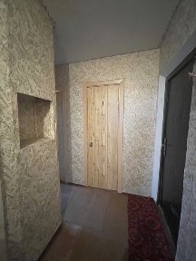 Продається 3 кімнатна квартира на Зарічному.