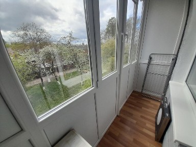 Однокімнатна квартира подобово на Степана Бандери