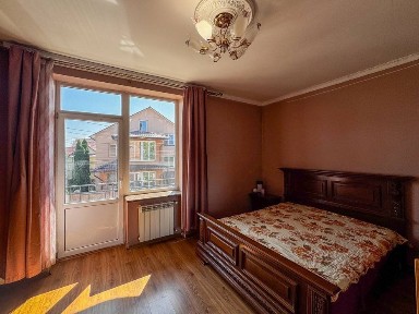 Таунхаус/квартира + гараж - 177м² /частина будинку/будинок