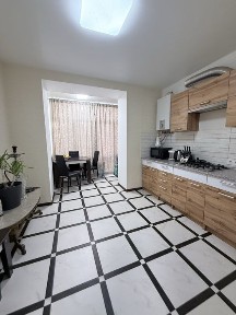 Квартира з якісним ремонтом в 15 хв від Києва! Без комісії!