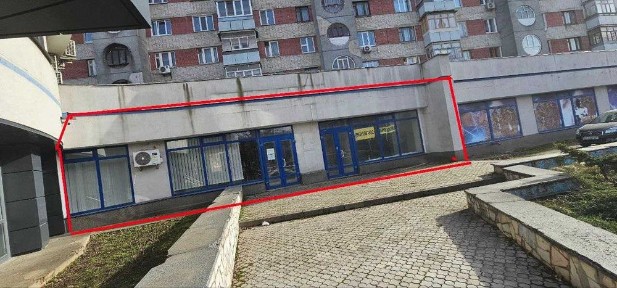 Цена снижена. Район Круг, 240 м. кв., продажа помещения, первый этаж.