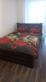 Подобова оренда, 2-х кім. квартира 900 грн. Біля тор. центру МАЙДАН