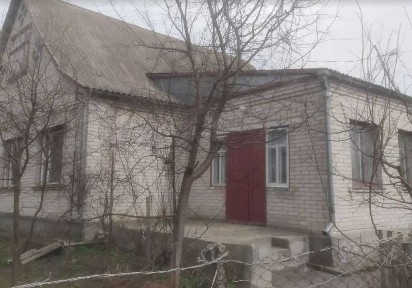 Продаж будинку в с. Калинове (Чапаївка) з гаражем і землею