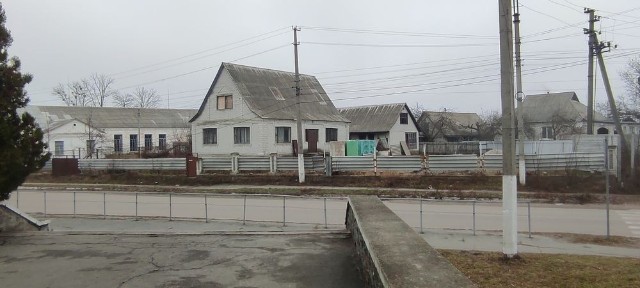 ЛОКАЦІЯ ІДЕАЛЬНО Під будівництво мафів, магазину.