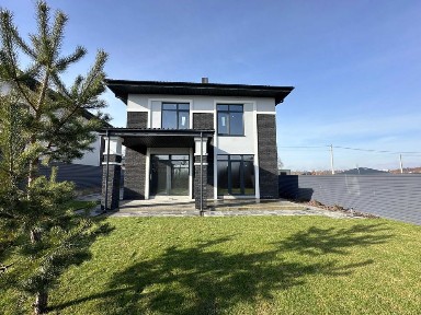 Буча готовий будинок з керамоблоку, є вивід під камін, комісія 0%