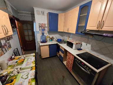 Здається 3-х кв. по вул. Коріатовичів в р-ні Свердл. масиву, читайте опис