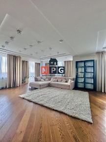 Продаж 3-кімнатної квартири / ЖК Піонер