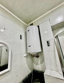 Продается 2 ком кв в Днепровском р-не по ул Кремлевская