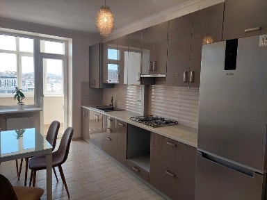 ПРОДАЖ 2 кім. квартира 77 м. кв. вул Крушельницької м. Трускавець