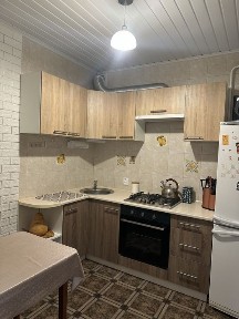 Оренда однокімнатна! Сталеварів!