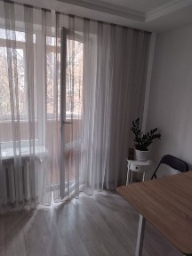 Продається 3 кімнатна квартира біля Формаркету